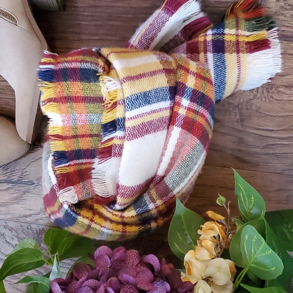 Accessories - Woman's Scarf ☃️🧣